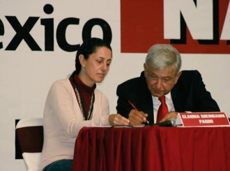 ¿Prestanombres de Obrador?